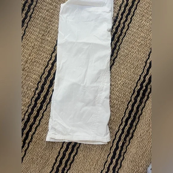 Maeve for Anthropologie white scallop wide leg trousers. Size 27. New with tags - Picture 7 of 8